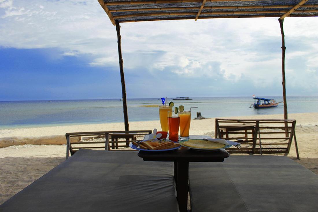 Balakosa Gili Meno Bungalow Exterior photo