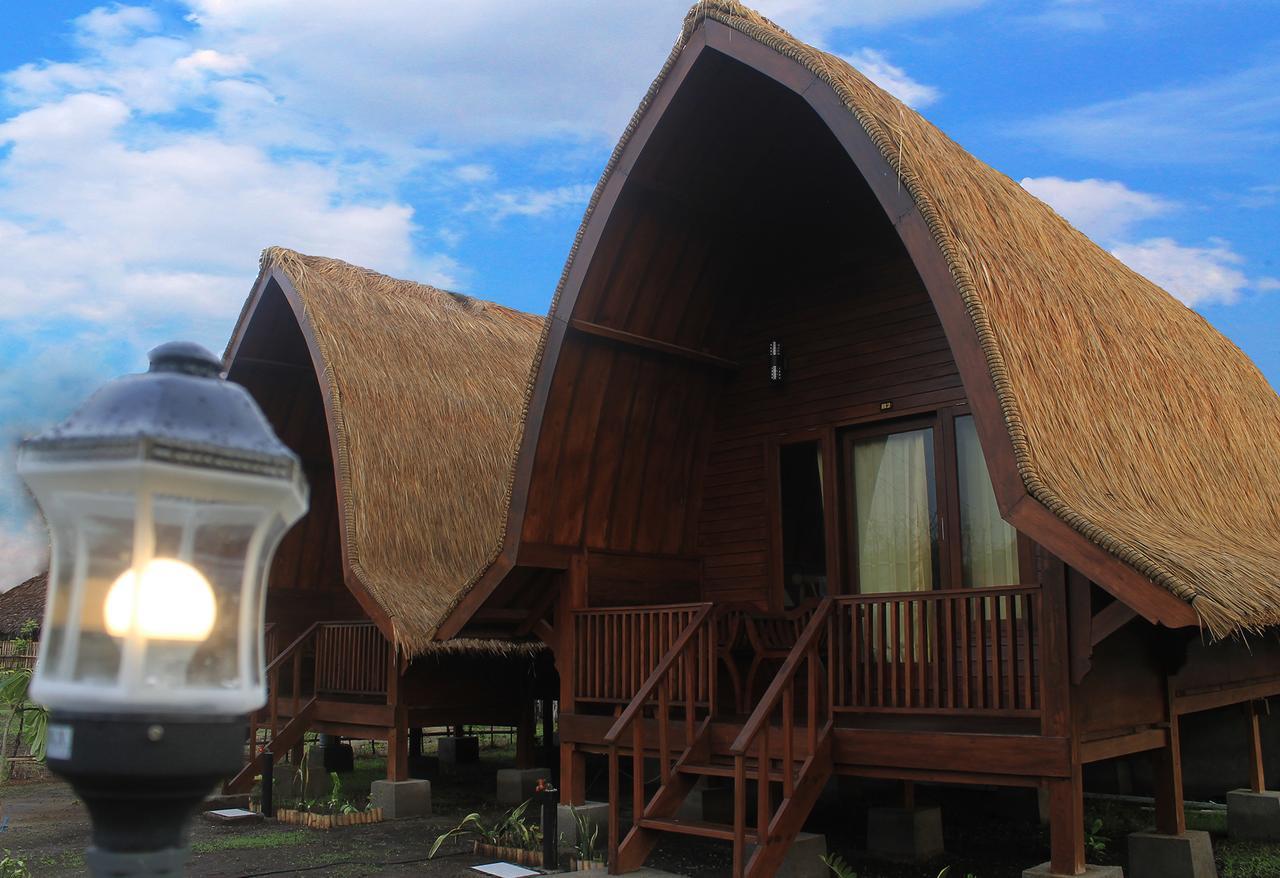 Balakosa Gili Meno Bungalow Exterior photo